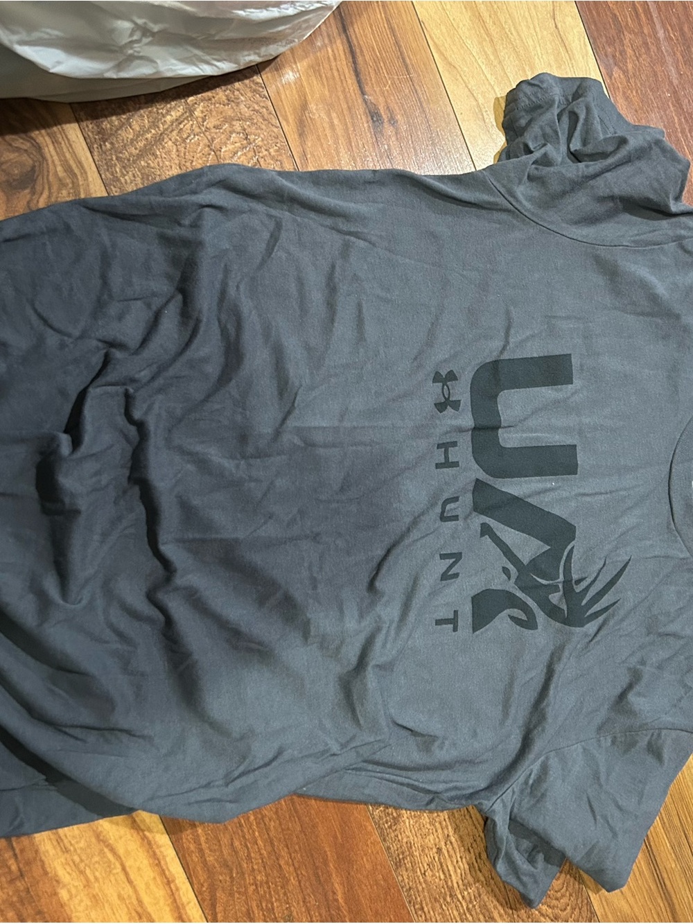 Under Armour Men's Short Sleeve Hunt Graphic Tee - Charcoal Gray